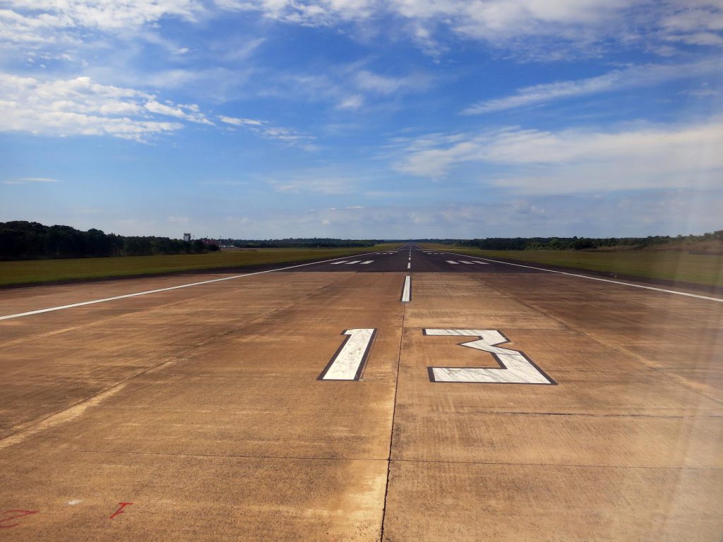 pilotry aviation aerospace Luftfahrt runway airfield Startbahn künstliche Intelligenz KI artificial intelligence AI